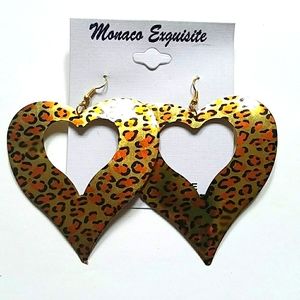 NWT GOLD LEOPARD PRINT METAL HEART EARRINGS